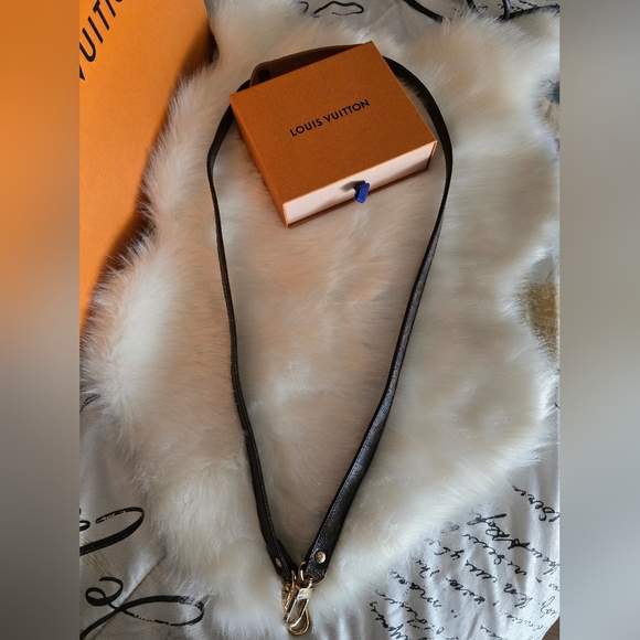 💟Authentic Louis Vuitton Monogram Shoulder Strap for crossbody bag💟Unisex - Picture 11 of 17